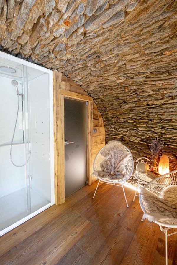 Amelu' Hotel Ostana Екстериор снимка