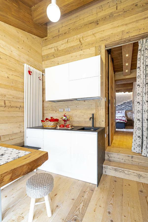 Amelu' Hotel Ostana Екстериор снимка